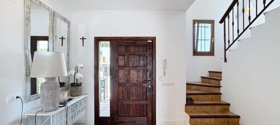 5 bedrooms Villa in Benitachell, Spain No. 259377 2