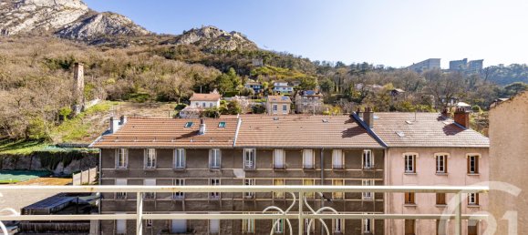 2 chambres Appartement à Grenoble, France No. 203251 10