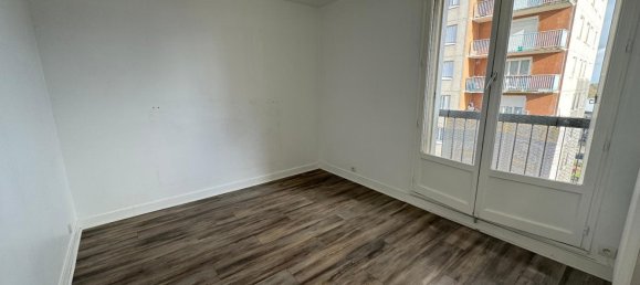 2 chambres Appartement à Orléans, France No. 156090 11