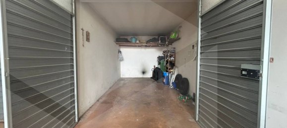 1غرفة مرآب في San Severo, Italy رقم 19900 6