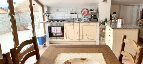 3 Schlafzimmer Wohnung in Anghiari, Italy, Nr. 62363 23