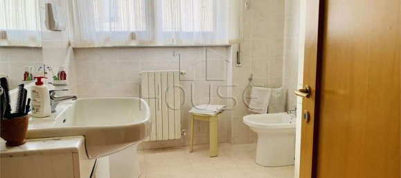 3 Schlafzimmer Wohnung in Anghiari, Italy, Nr. 62363 25