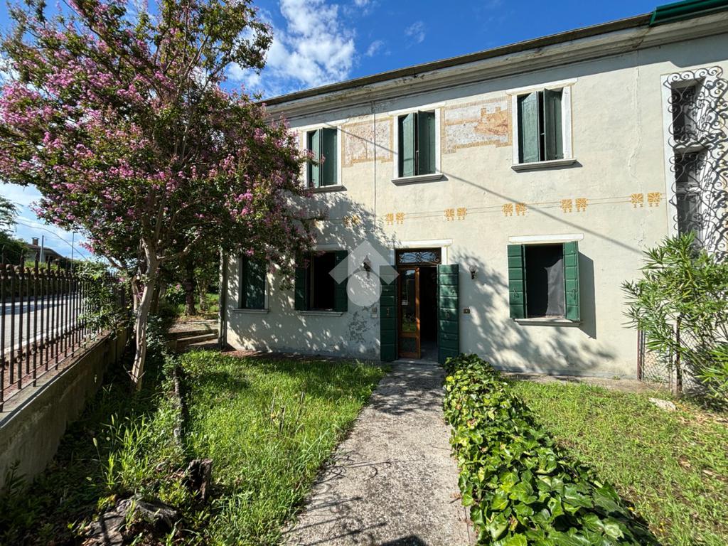 3 bedrooms Villa in Santa Giustina in Colle, Italy No. 272092
