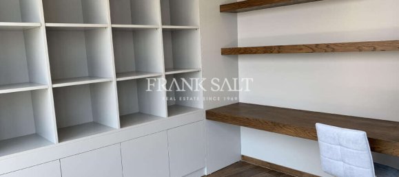 Ático de 2 dormitorios en Saint Julian's, Malta No. 2632 11