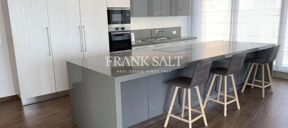 Ático de 2 dormitorios en Saint Julian's, Malta No. 2632 3