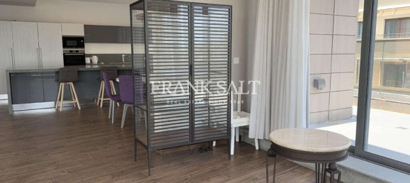 Ático de 2 dormitorios en Saint Julian's, Malta No. 2632 4