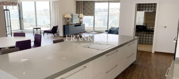 Ático de 2 dormitorios en Saint Julian's, Malta No. 2632 2