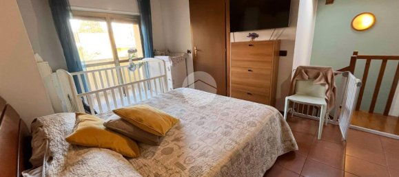 Casa de 3 habitaciónes en Lissone, Italy No. 235478 9