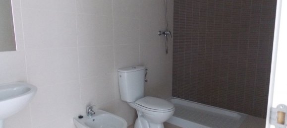 2 bedrooms Apartment in Logrono, Spain No. 147913 11