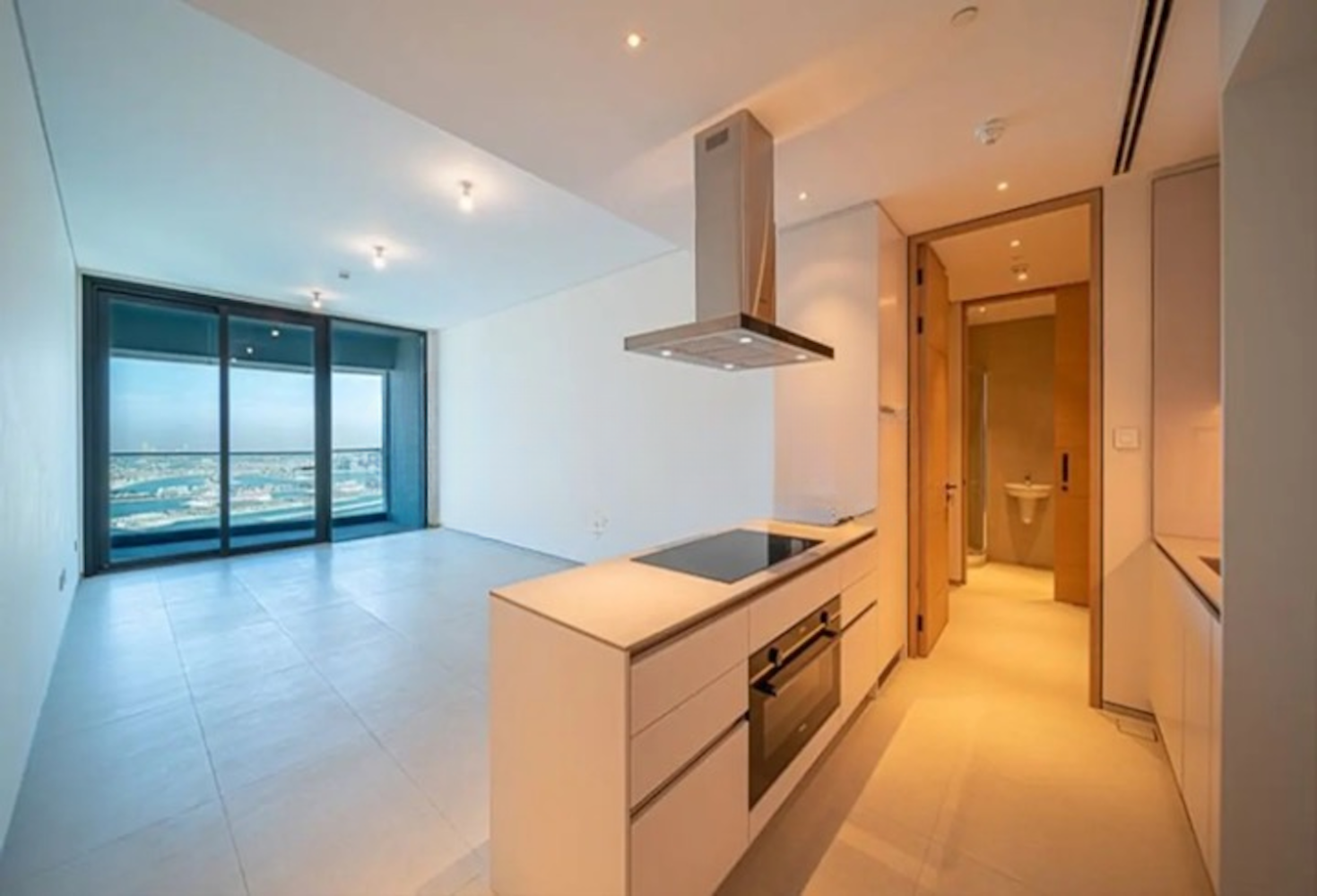 3 bedrooms Apartment in Dubai, UAE No. 21549