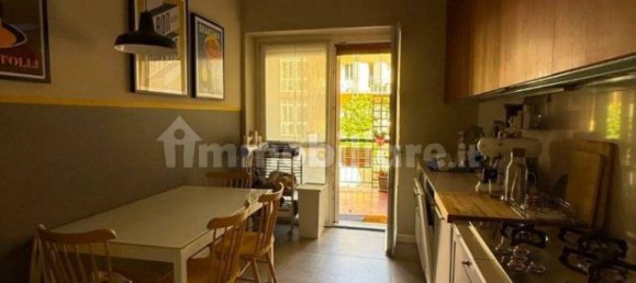 2 bedrooms Apartment in Turin, Italy No. 356887 9