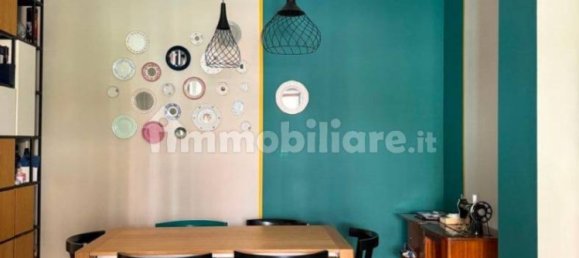 2 bedrooms Apartment in Turin, Italy No. 356887 3