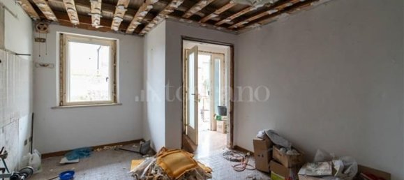 7 rooms House in Pordenone, Italy No. 19959 9