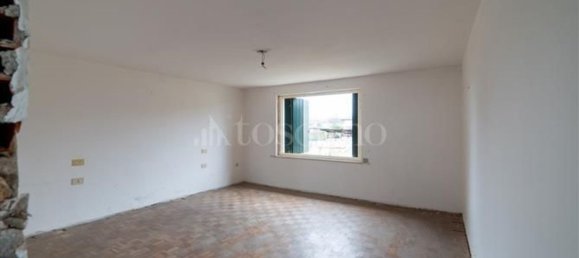 7 rooms House in Pordenone, Italy No. 19959 18