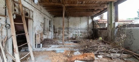 7 rooms House in Pordenone, Italy No. 19959 38