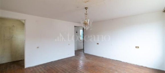 7 rooms House in Pordenone, Italy No. 19959 30