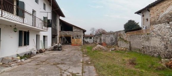 7 rooms House in Pordenone, Italy No. 19959 35