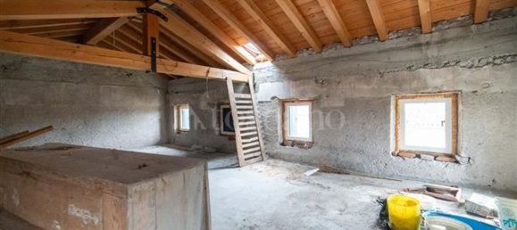 7 rooms House in Pordenone, Italy No. 19959 32