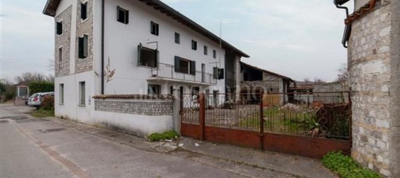 7 rooms House in Pordenone, Italy No. 19959 41