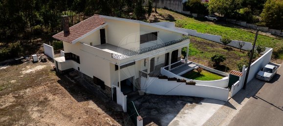 2 bedrooms House in Caldas da Rainha, Portugal No. 29729 10