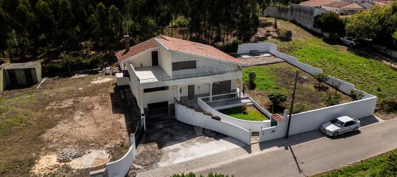 2 bedrooms House in Caldas da Rainha, Portugal No. 29729 2