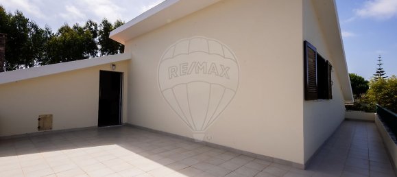 2 bedrooms House in Caldas da Rainha, Portugal No. 29729 34