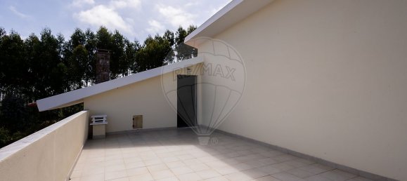 2 bedrooms House in Caldas da Rainha, Portugal No. 29729 35