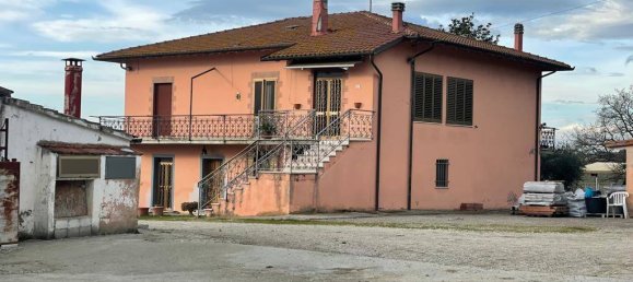 4 bedrooms House in Cortona, Italy No. 352772 14