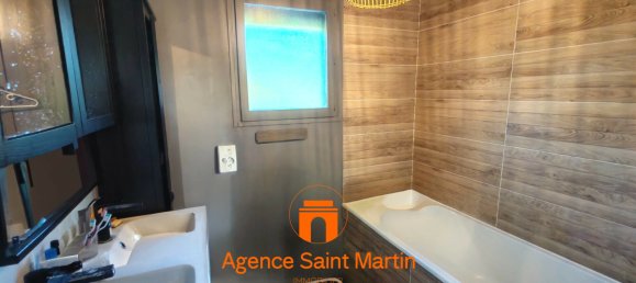 4 bedrooms House in Montelimar, France No. 300881 9