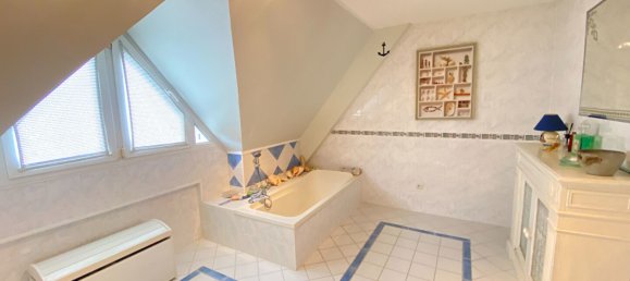 Дом с 3 спальнями в Атстат, Франция № 229011 17