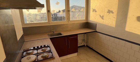 2 bedrooms Apartment in Fleury-les-Aubrais, France No. 159399 10