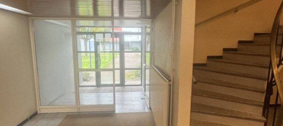 2 bedrooms Apartment in Fleury-les-Aubrais, France No. 159399 2