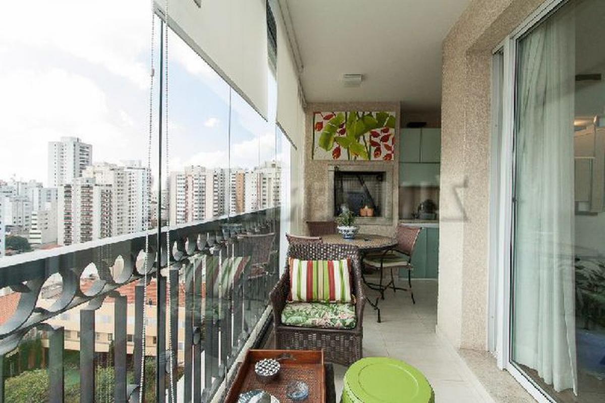 4 bedrooms Apartment in Sao Paulo, Brazil No. 444971