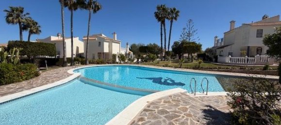 Bungalow T1 em Torrevieja, Spain N.º 369987 4