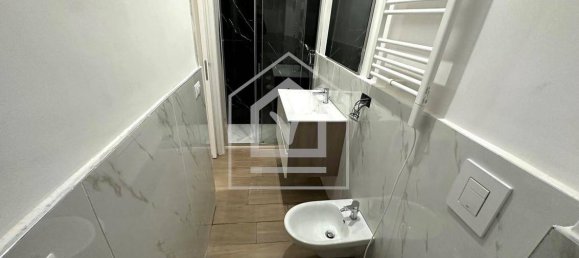 Apartamento de 1 dormitorio en Bari, Italy No. 353189 3