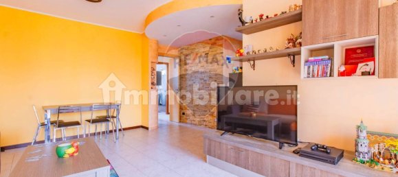 2 Schlafzimmer Wohnung in Marnate, Italy, Nr. 311990 4