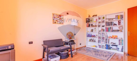 2 Schlafzimmer Wohnung in Marnate, Italy, Nr. 311990 12