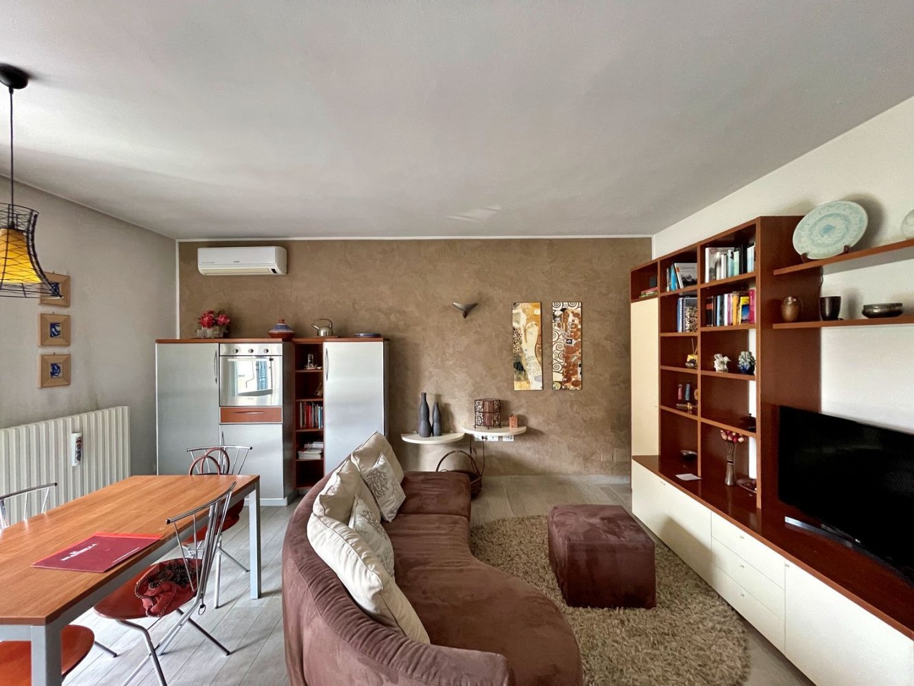 Квартира с 3 спальнями в Павия, Италия № 364826