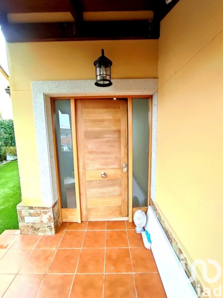 Дом с 4 спальнями в Сада, Испания № 293661