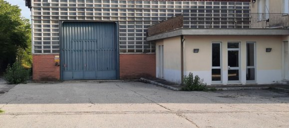 2400m² Warehouse in Casalmoro, Italy No. 364356 3