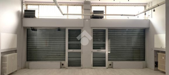 2 rooms Commercial property in Milan, Italy No. 353978 24
