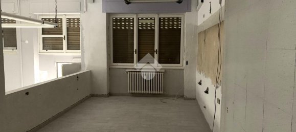 2 rooms Commercial property in Milan, Italy No. 353978 27