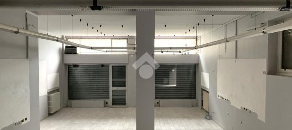 2 rooms Commercial property in Milan, Italy No. 353978 15