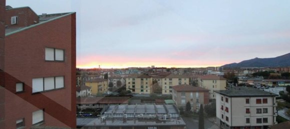 Apartamento de 4 habitaciónes en Pontedera, Italy No. 21335 2