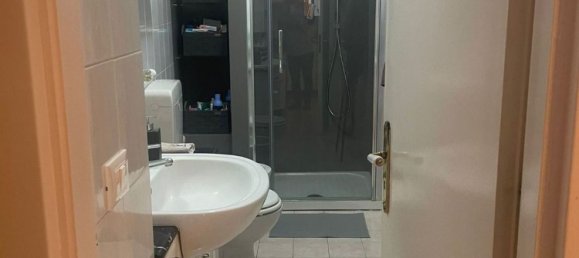 Квартира с 4 комнатами в Альбенга, Италия № 77807 15