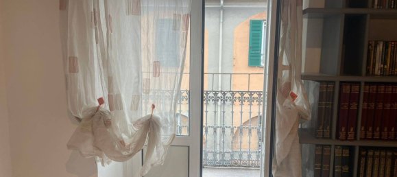 Квартира с 4 комнатами в Альбенга, Италия № 77807 3