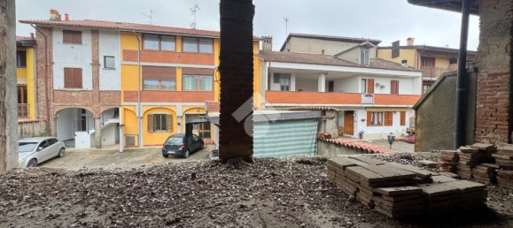 2 bedrooms House in Bottanuco, Italy No. 235859 10