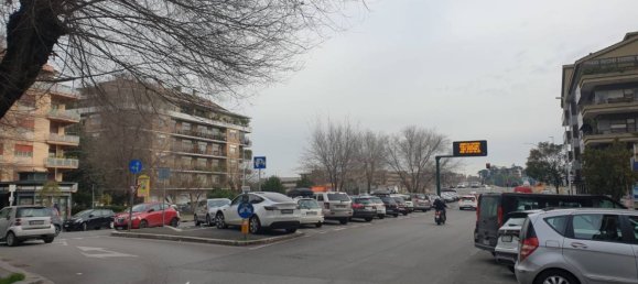 76m² Commercial property in Rome, Italy No. 264246 4