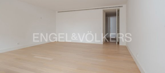 2 Schlafzimmer Wohnung in Lisbon, Portugal, Nr. 12742 11