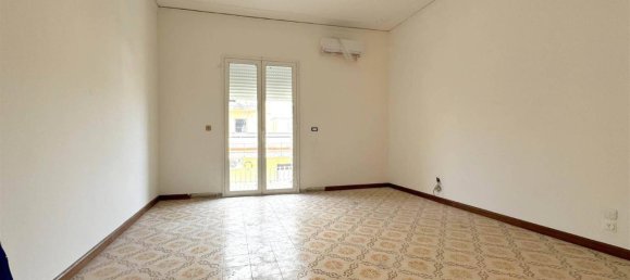 4-salle Appartement à Misterbianco, Italy No. 42612 17